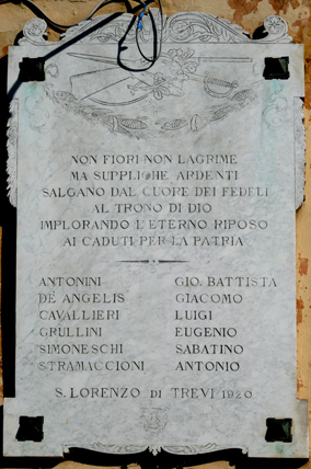Trevi - San Lorezo - Lapide dei Caduti in Guerra