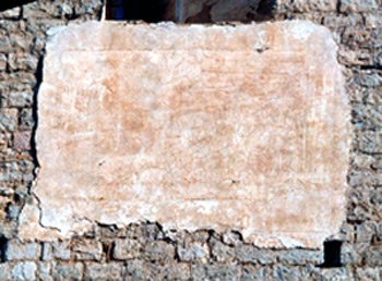 Trevi, Italy. Lapigge, Chiesa di S. Arcangelo, i resti della meridiana sopra la porta della chiesa