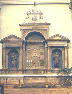 Trevi, Italy. Chiesa di S. Emiliano, Altare del Sacramento di Rocco da Vicenza, 1522.