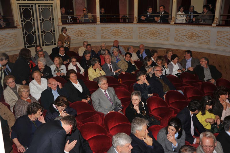 Trevi Premia il prof. Claudio Santoni