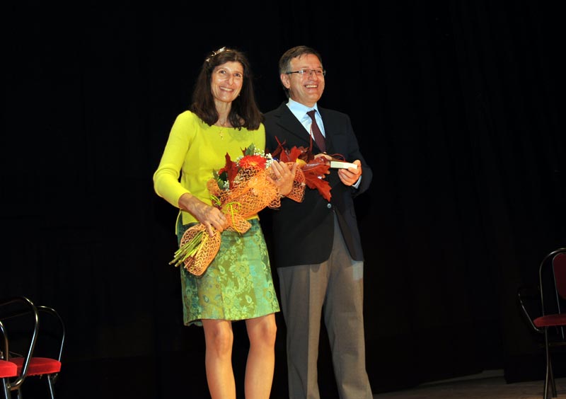 Trevi Premia il prof. Claudio Santoni - Foto