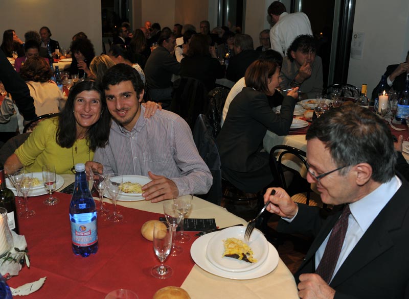 Trevi Premia il prof. Claudio Santoni - Foto