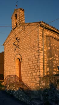 Trevi, Coste. Chiesa di S. Paolo, facciata