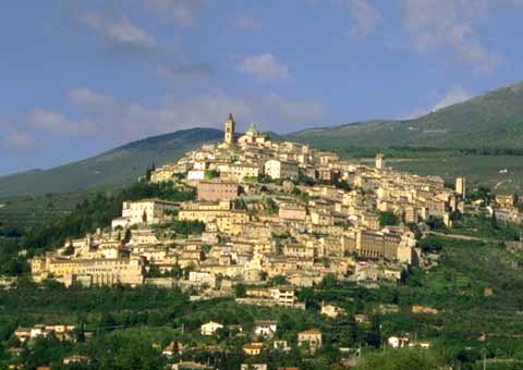 Trevi - Panorama da sudovest