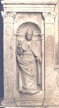 Trevi -Chiesa di S. Maria di Pietrarossa - Altarino